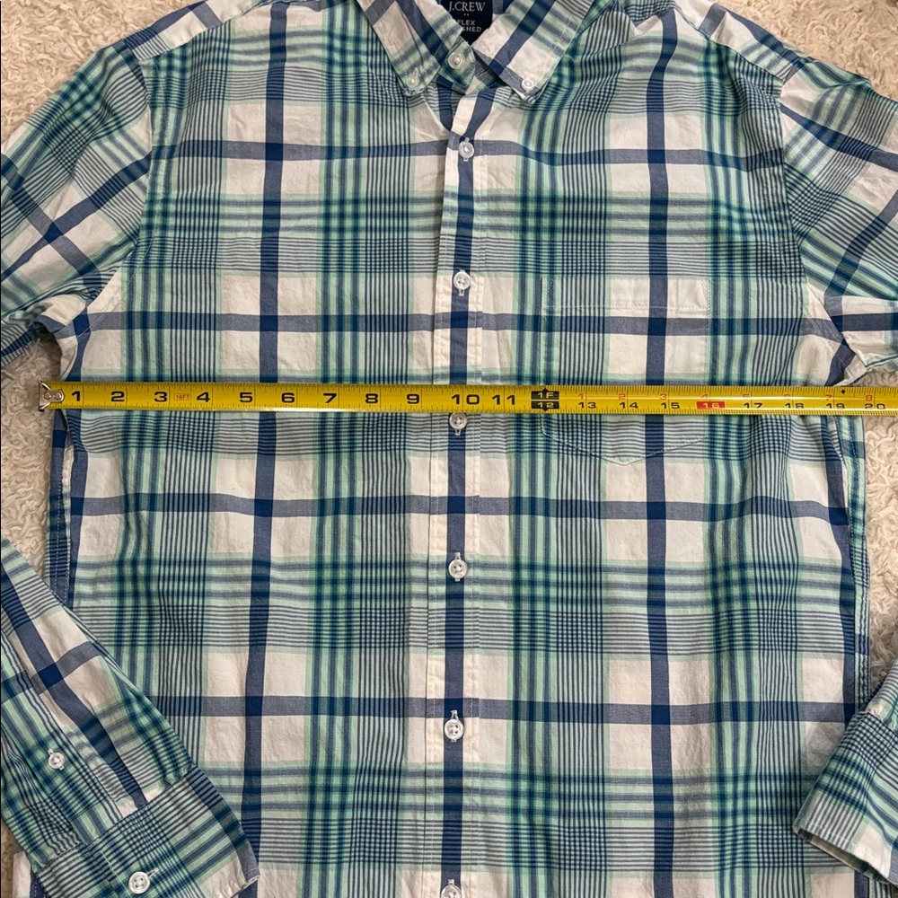 J. CREW FACTORY M Flex Washed Slim Cut blue, green, white button down shirt - Picture 3 of 8